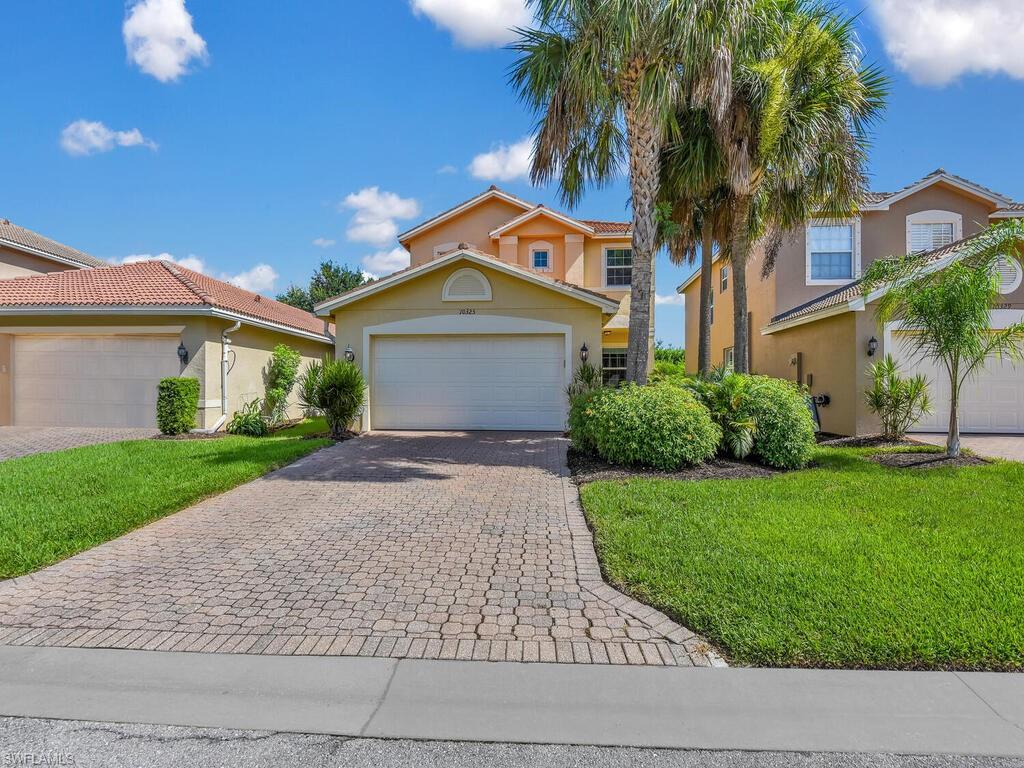 Details for 10325 Barberry Ln, FORT MYERS, FL 33913