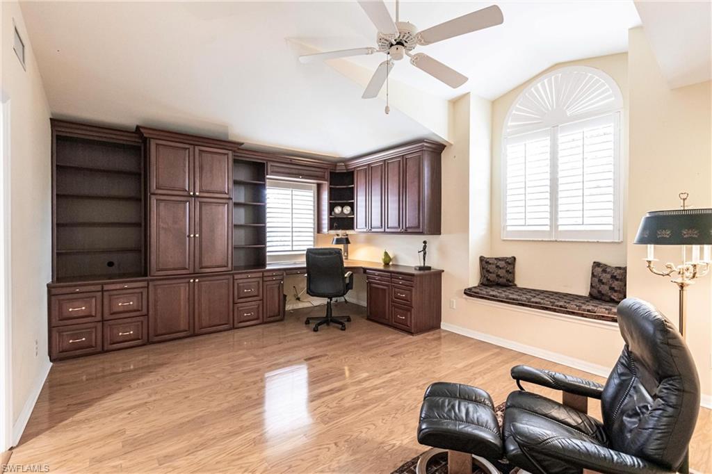 Image 15 of 50 For 6105 Reserve Cir 2103