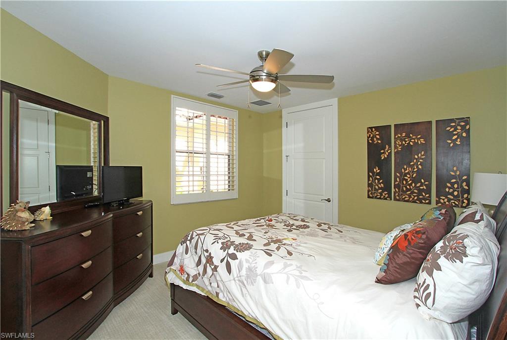 Image 21 of 25 For 8472 Abbington Cir 2011