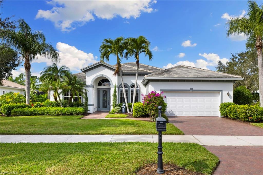 Details for 8856 Mustang Island Cir, NAPLES, FL 34113