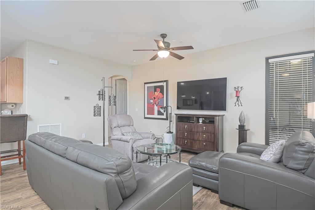 Image 10 of 49 For 11889 Tulio Way 4203