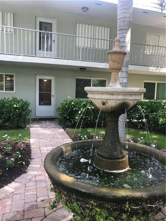 Details for 523 Broad Ave S 523, NAPLES, FL 34102