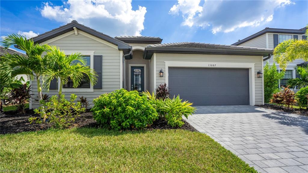 Details for 13887 Pine Lodge Ln, FORT MYERS, FL 33913