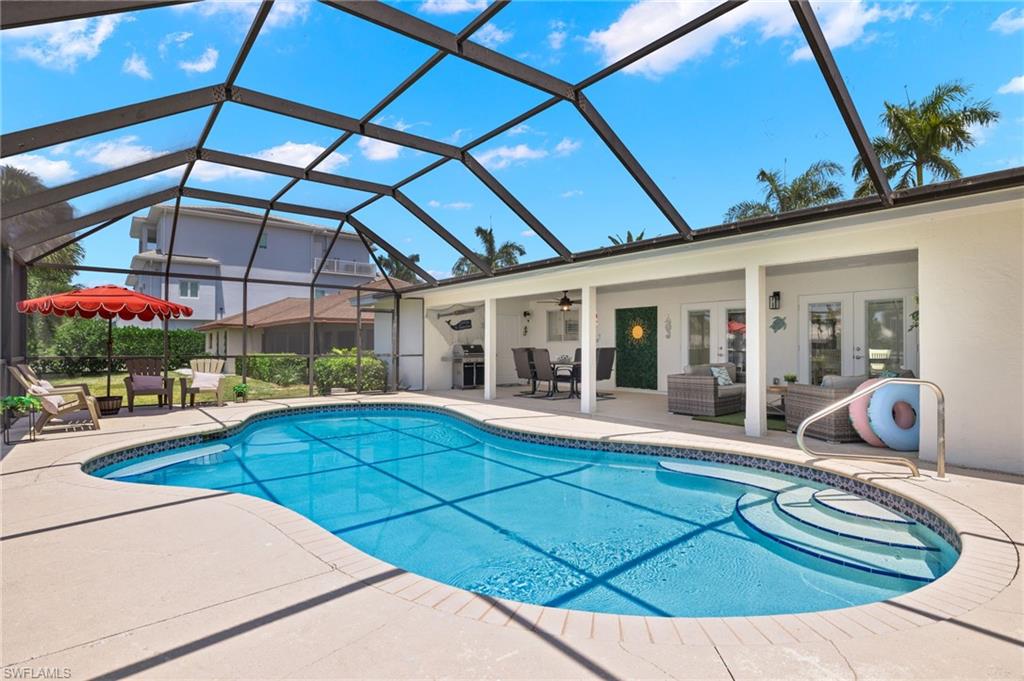 Details for 482 Trade Winds Ave, NAPLES, FL 34108