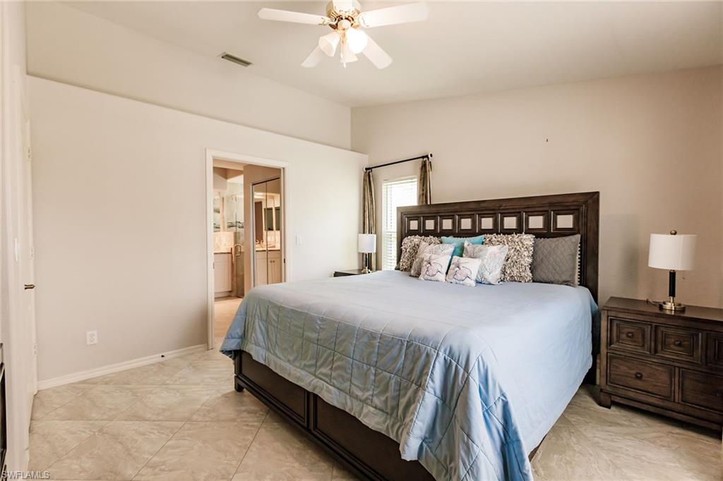 Image 27 of 46 For 8440 Ibis Cove Cir B260