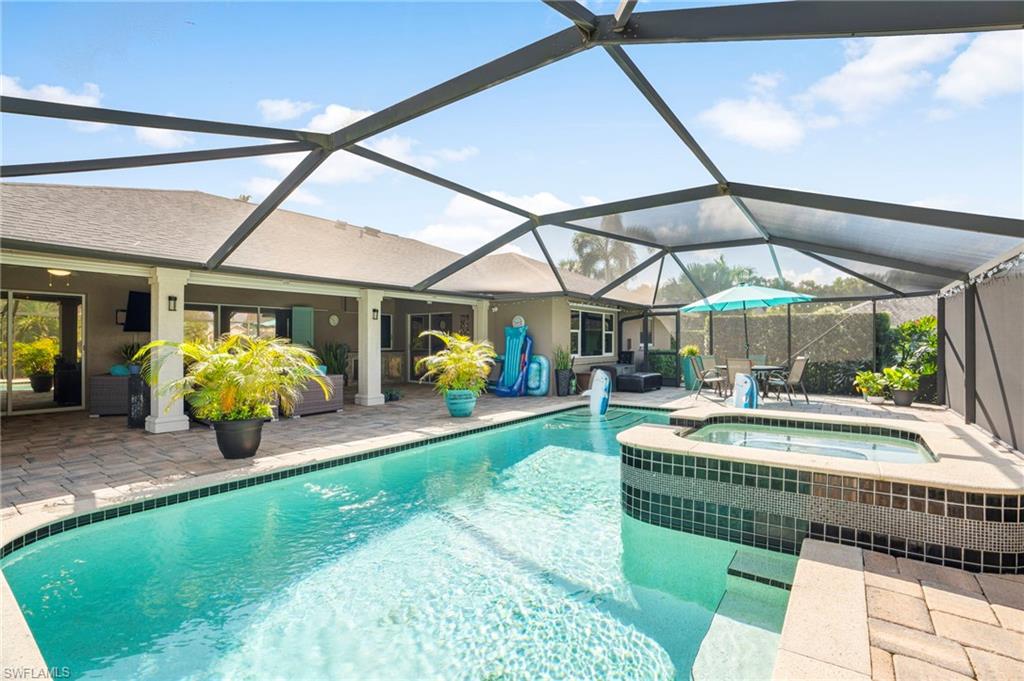 Details for 101 Muirfield Cir, NAPLES, FL 34113