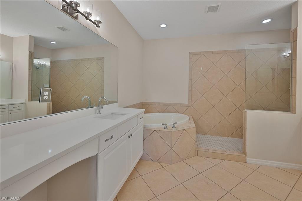 Image 21 of 28 For 12858 Carrington Cir 203