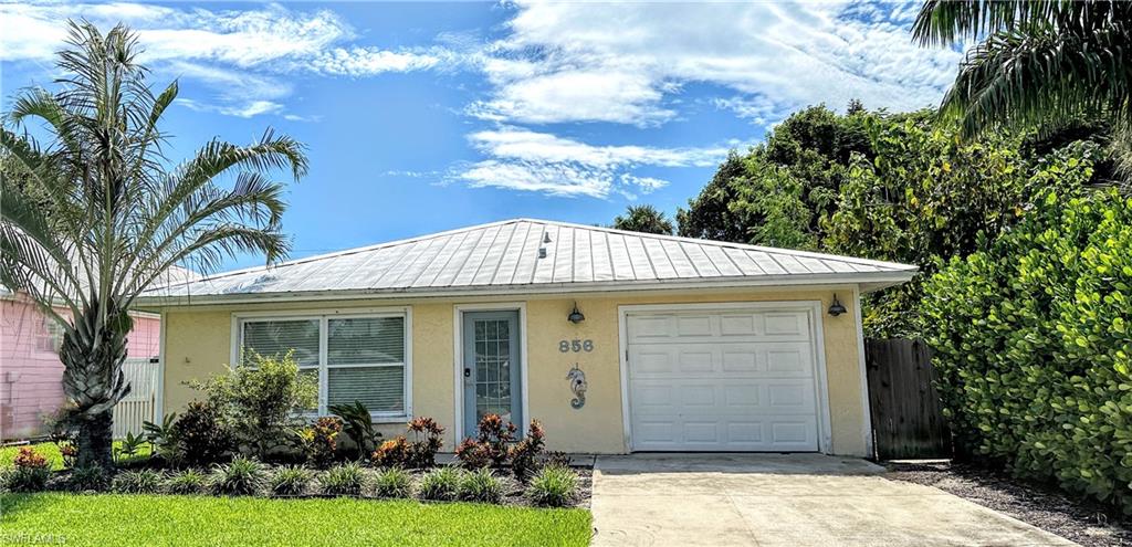 Details for 856 98th Ave N, NAPLES, FL 34108