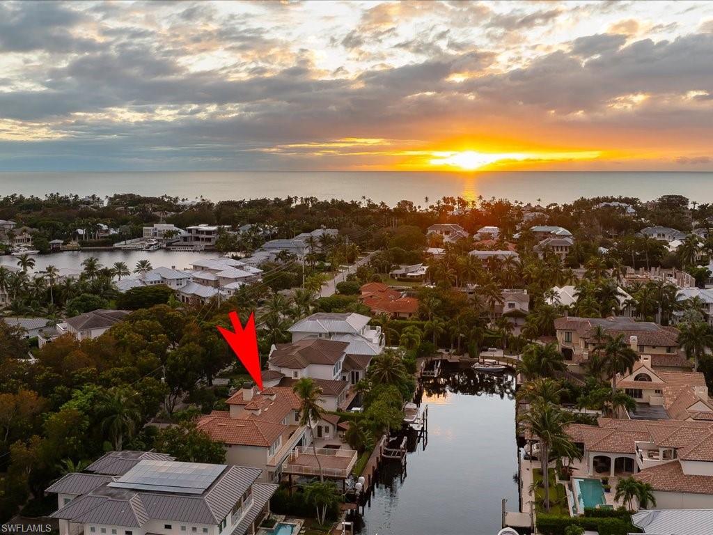 Details for 453 18th Ave S, NAPLES, FL 34102