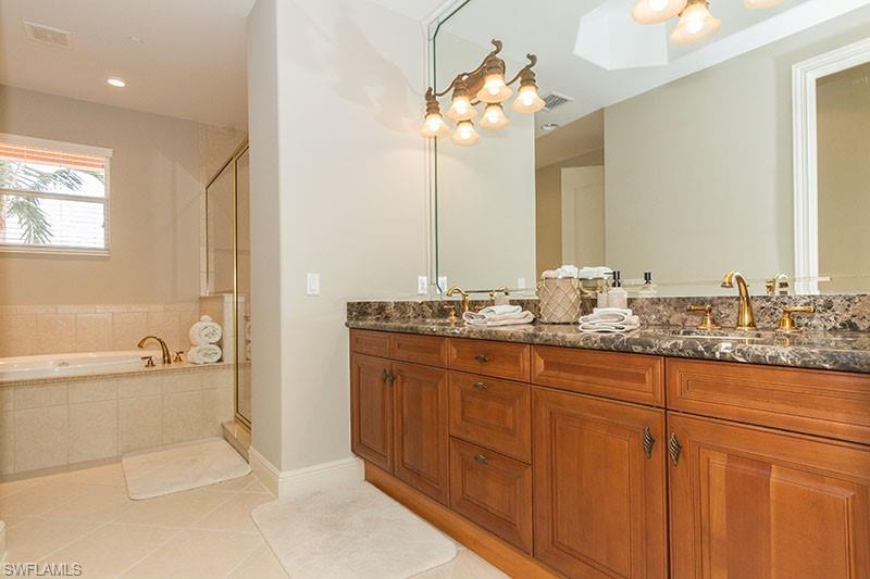 Image 16 of 25 For 538 Avellino Isles Cir 9201