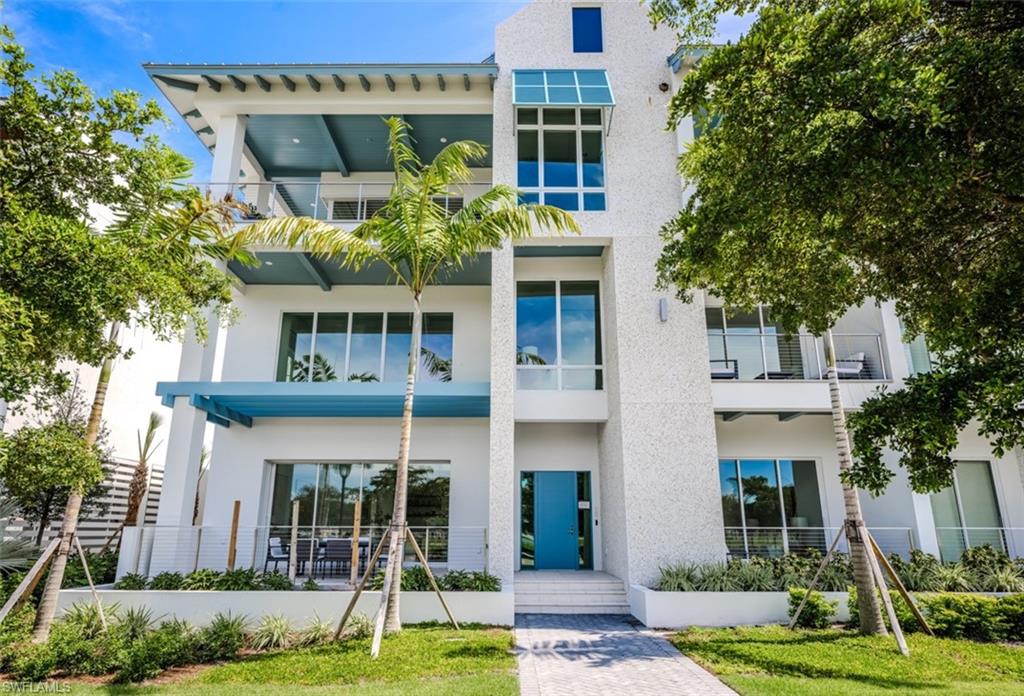 Details for 201 8th St S 101, NAPLES, FL 34102