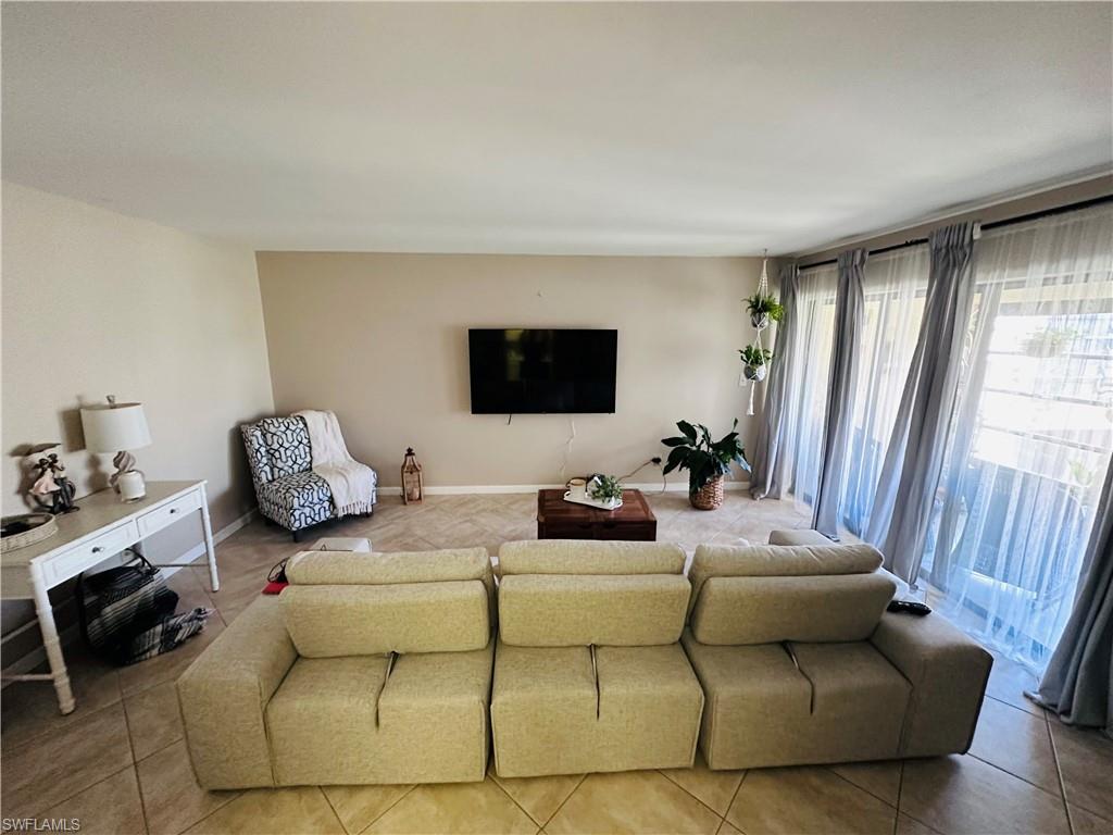 Image 4 of 16 For 3635 Boca Ciega Dr 305