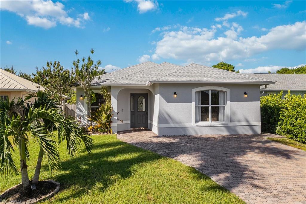 Details for 159 7th St , NAPLES, FL 34113