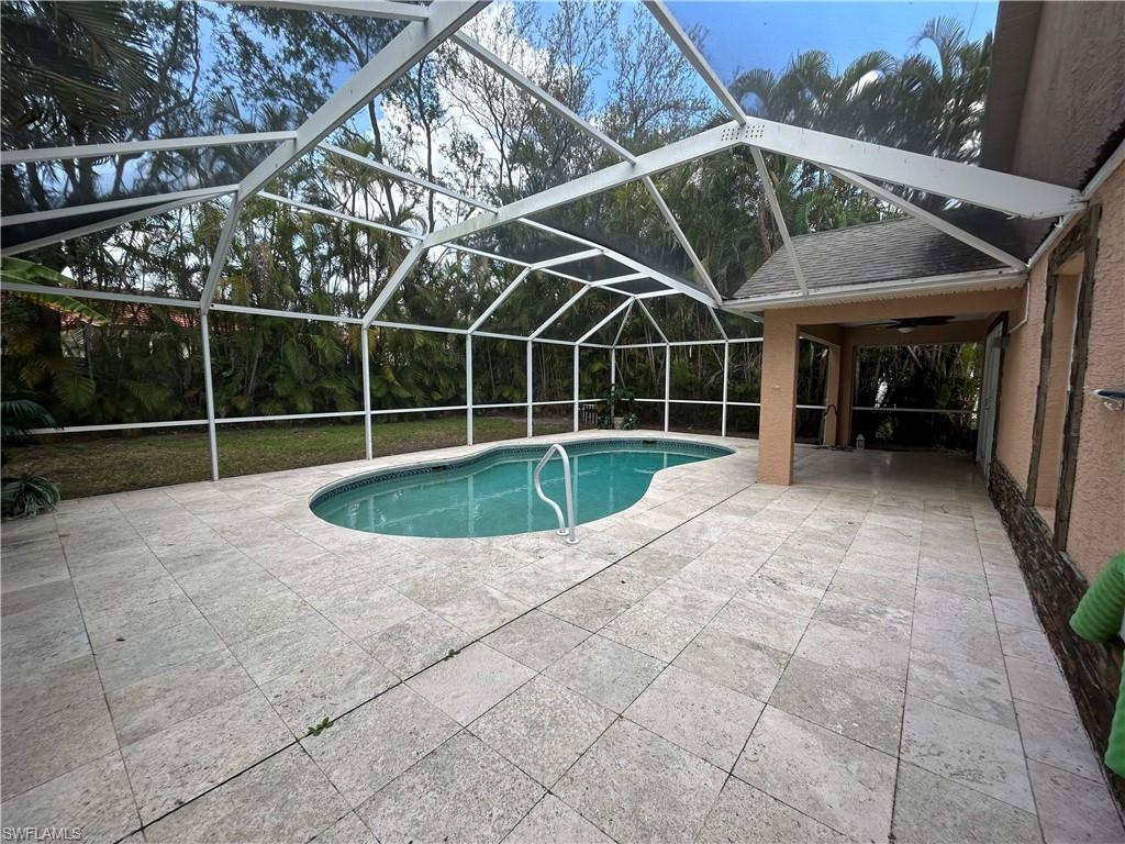 Details for 15028 Savannah Dr, NAPLES, FL 34119