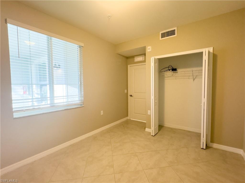 Image 17 of 50 For 6047 Ellerston Way 2113