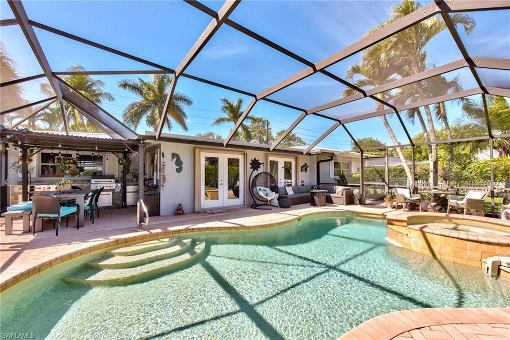 Details for 253 Viking Way, NAPLES, FL 34110