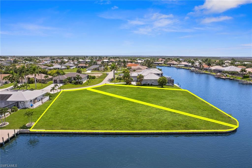 Details for 3021 27th Pl, CAPE CORAL, FL 33914