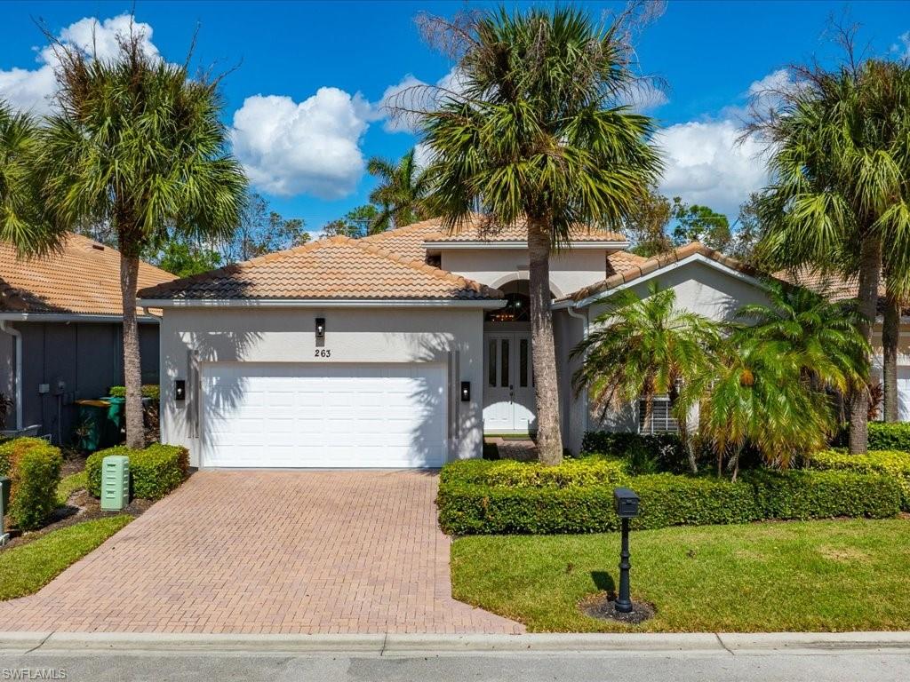 Details for 263 Glen Eagle Cir, NAPLES, FL 34104