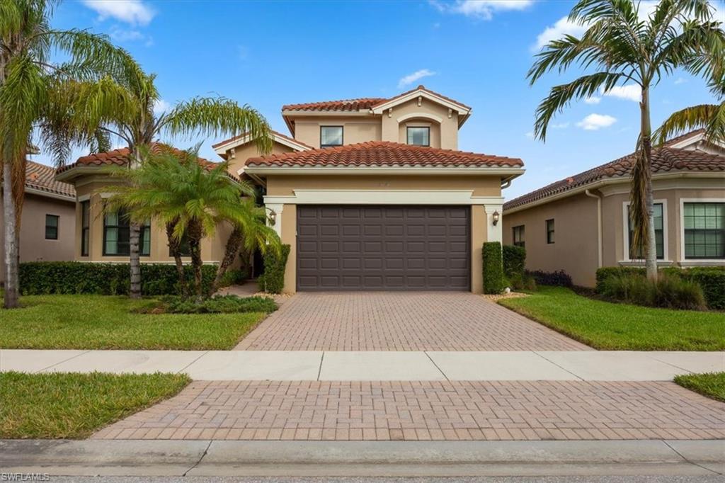 Details for 13715 Luna Dr, NAPLES, FL 34109