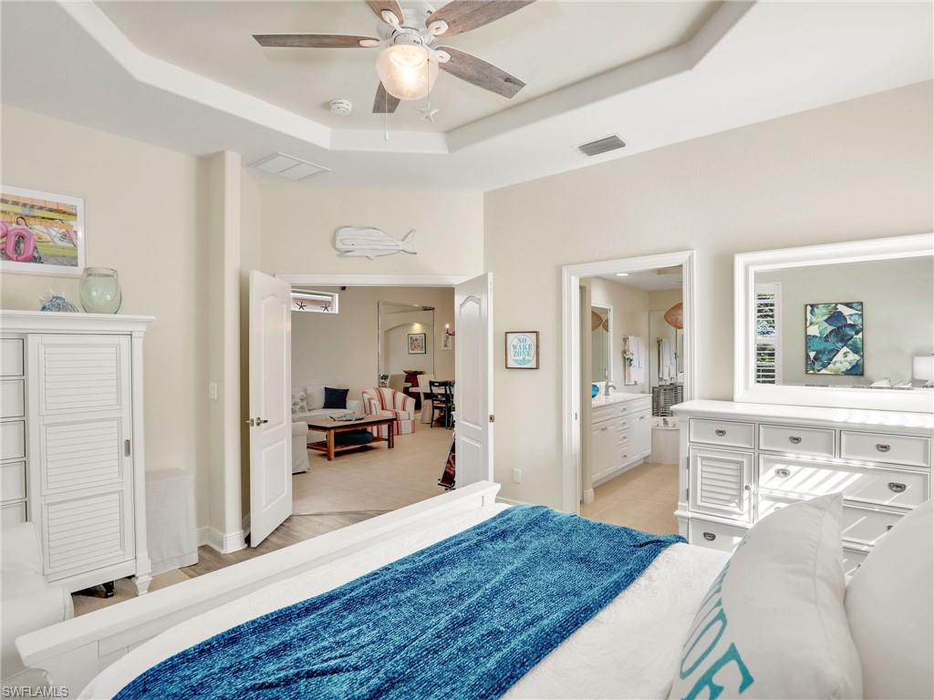 Image 21 of 49 For 8647 Ibis Cove Cir