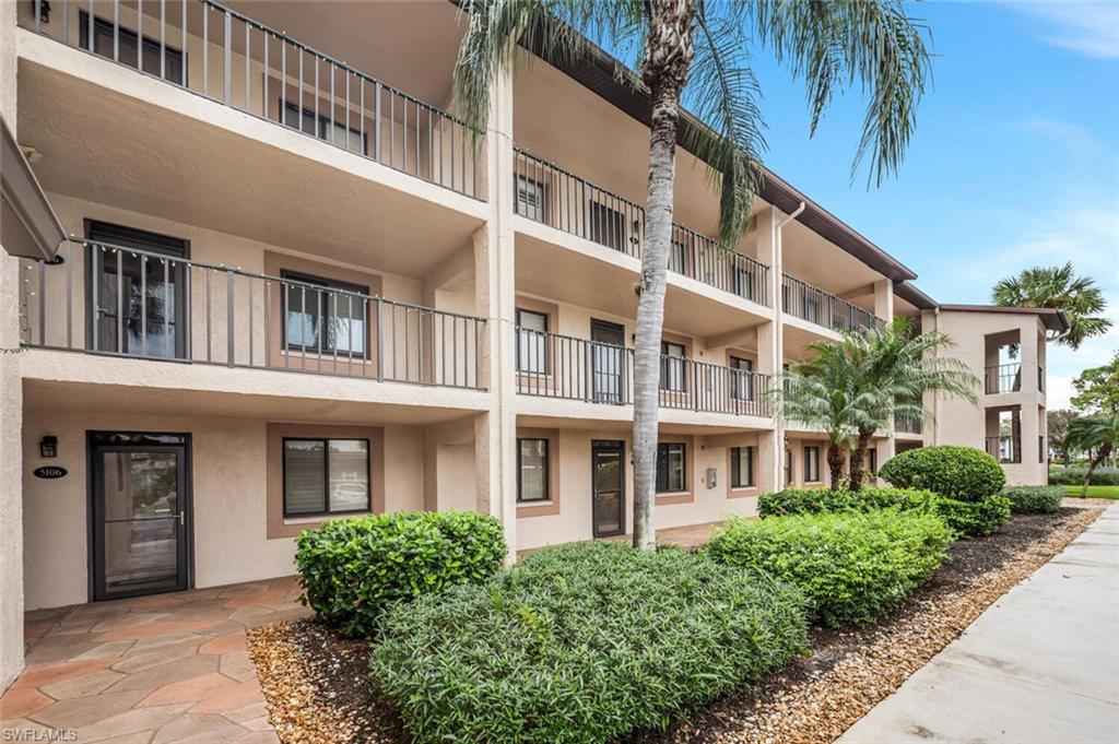 Details for 7300 Saint Ives Way 5208, NAPLES, FL 34104