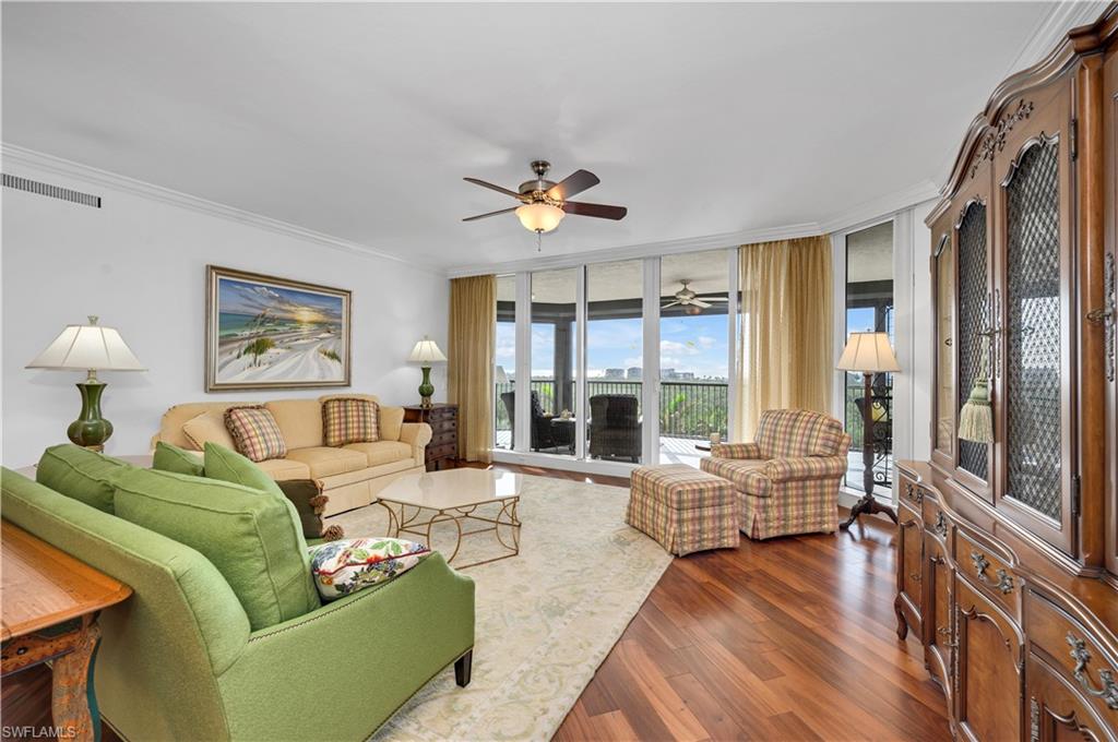 Image 6 of 27 For 7575 Pelican Bay Blvd 503