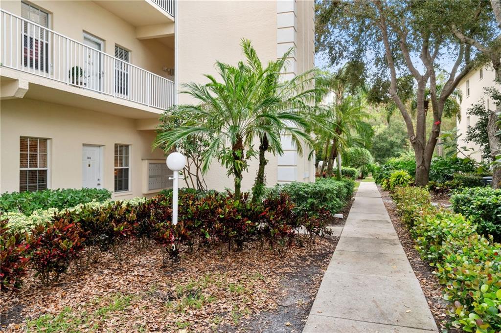 Details for 3235 Cypress Glen Way 304, NAPLES, FL 34109