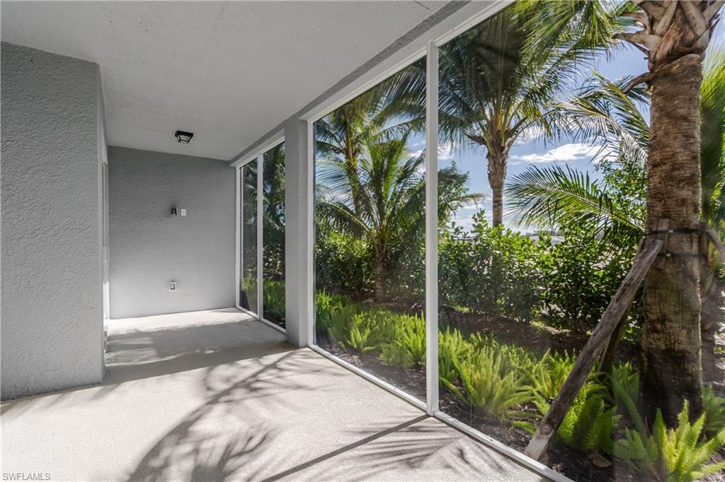 Image 23 of 33 For 2640 Seychelles Cir 2804