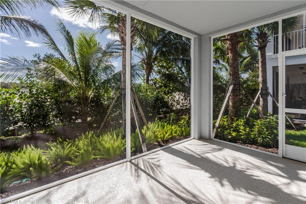 Image 25 of 33 For 2640 Seychelles Cir 2804