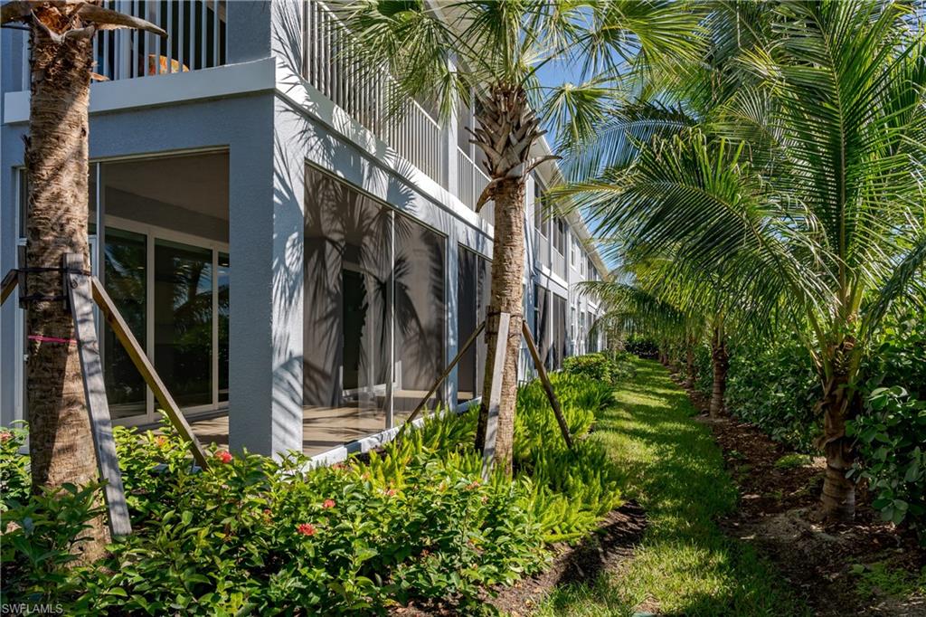 Image 27 of 33 For 2640 Seychelles Cir 2804