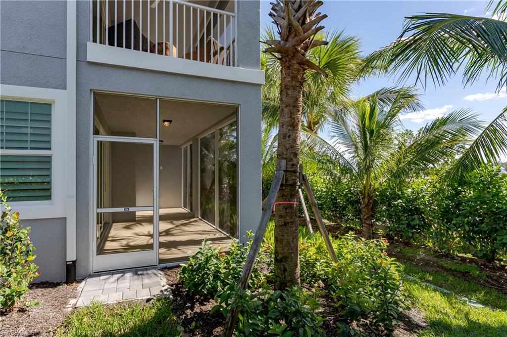 Image 28 of 33 For 2640 Seychelles Cir 2804