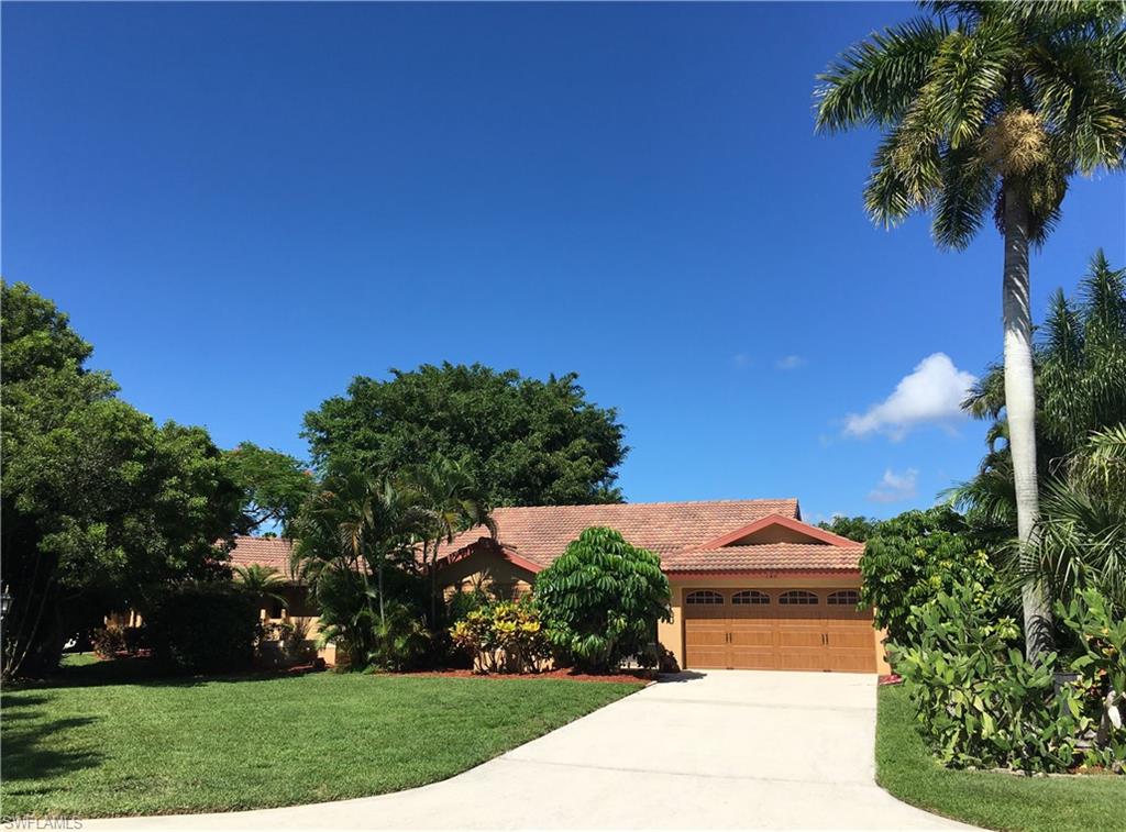 Details for 147 Pebble Beach Cir, NAPLES, FL 34113