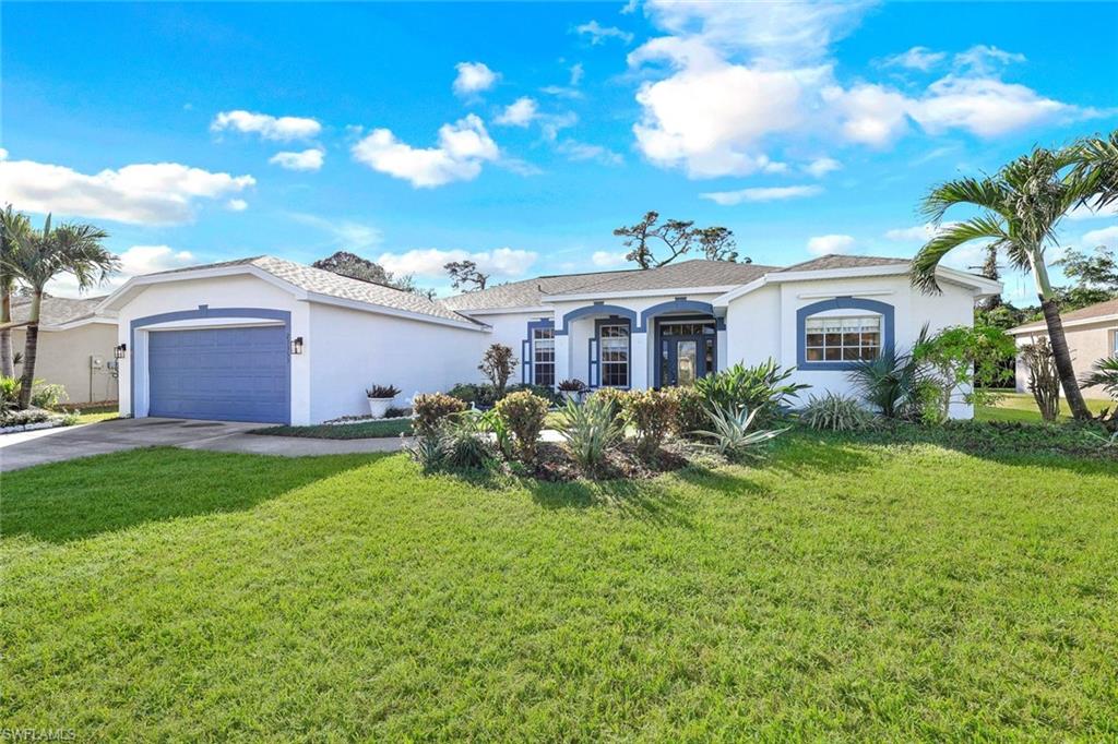 Details for 23353 Olde Meadowbrook Cir, ESTERO, FL 34134