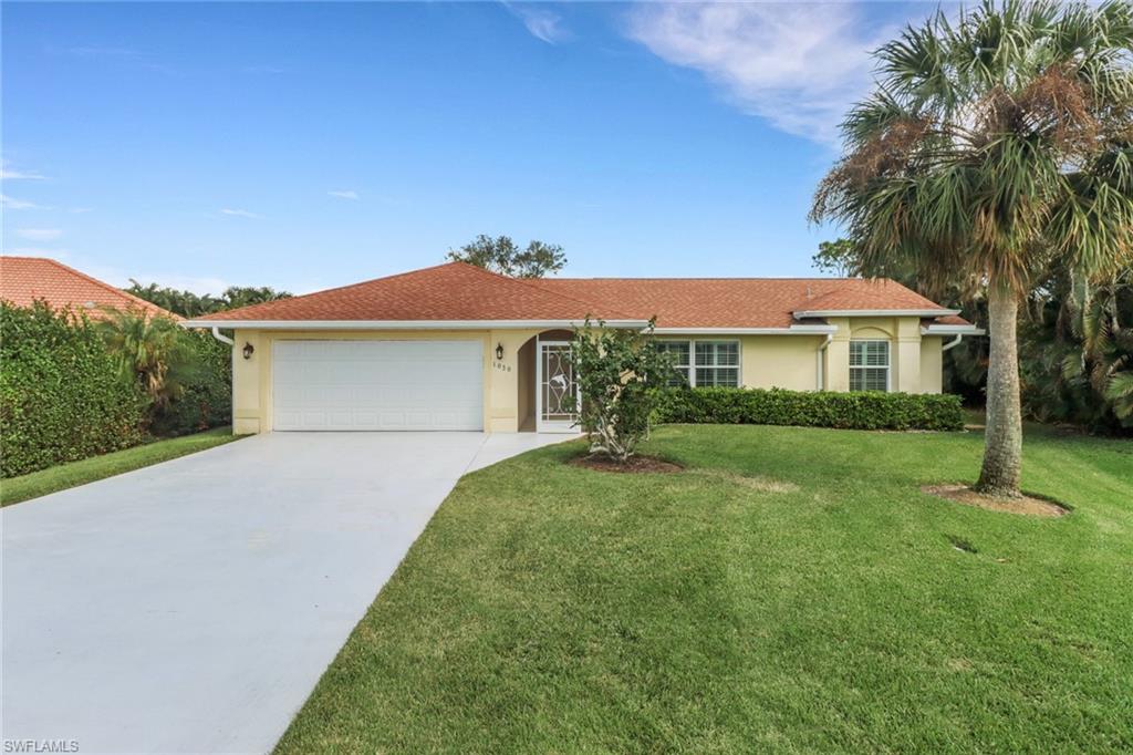 Details for 1030 Moon Lake Dr, NAPLES, FL 34104