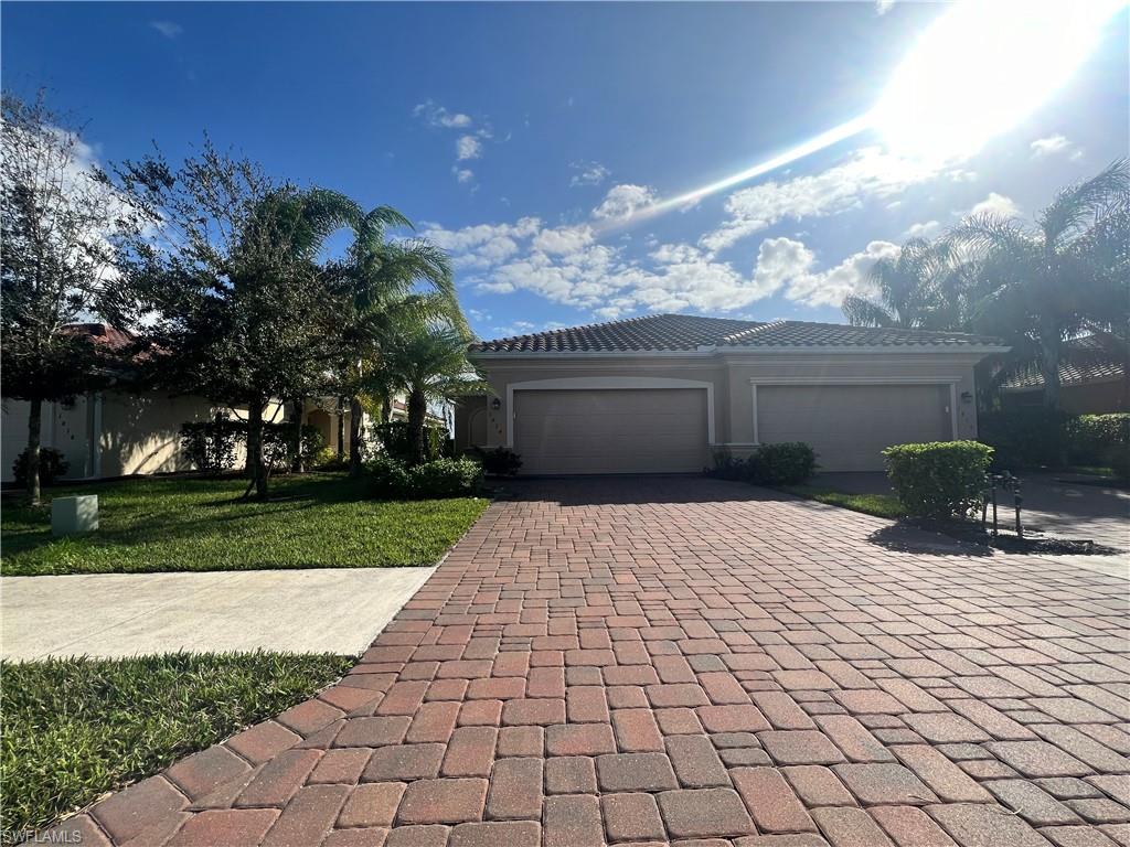 Details for 1814 Alameda Dr, NAPLES, FL 34120