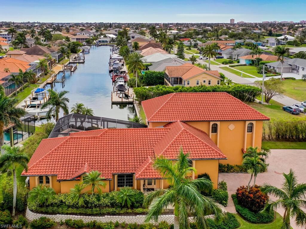 Details for 1601 Rainbow Ct, MARCO ISLAND, FL 34145