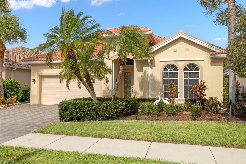 Details for 15865 Delaplata Ln, NAPLES, FL 34110