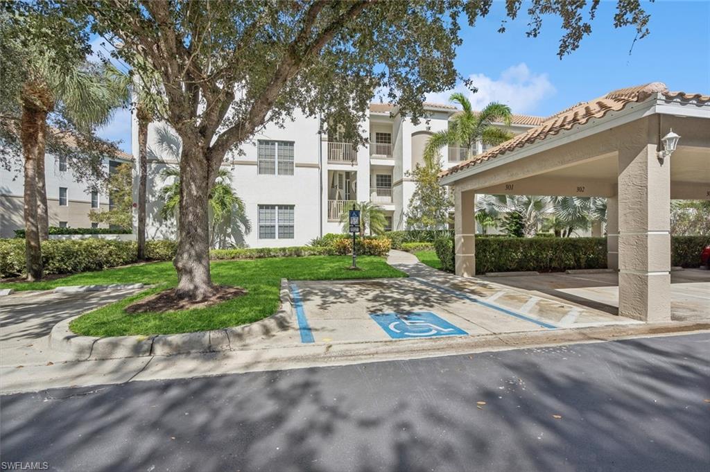 Details for 8239 Parkstone Pl 4-202, NAPLES, FL 34120