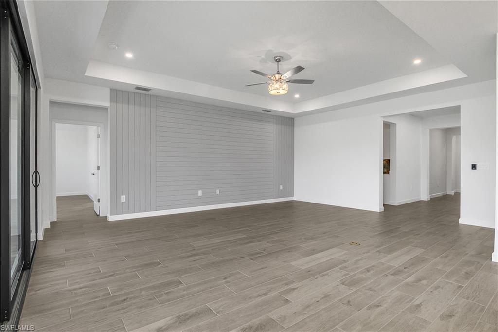 Image 13 of 50 For 21079 Hallandale Dr