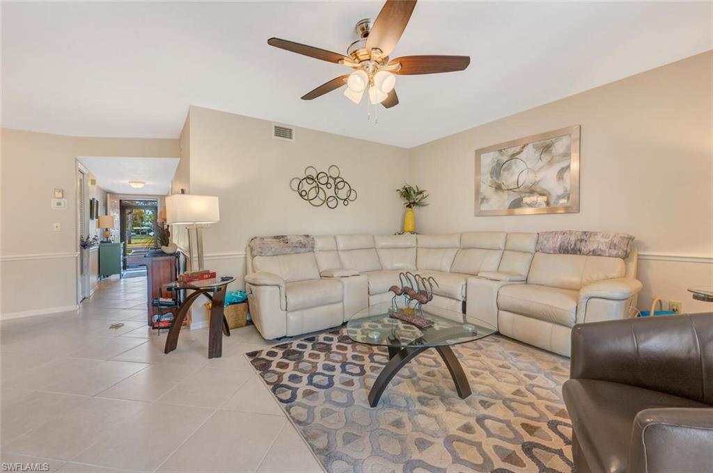 Image 8 of 19 For 7340 Saint Ives Way 3105