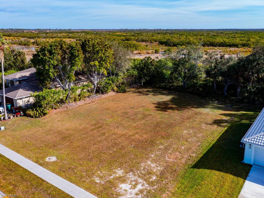 Image 4 of 10 For 204 Cays Dr 