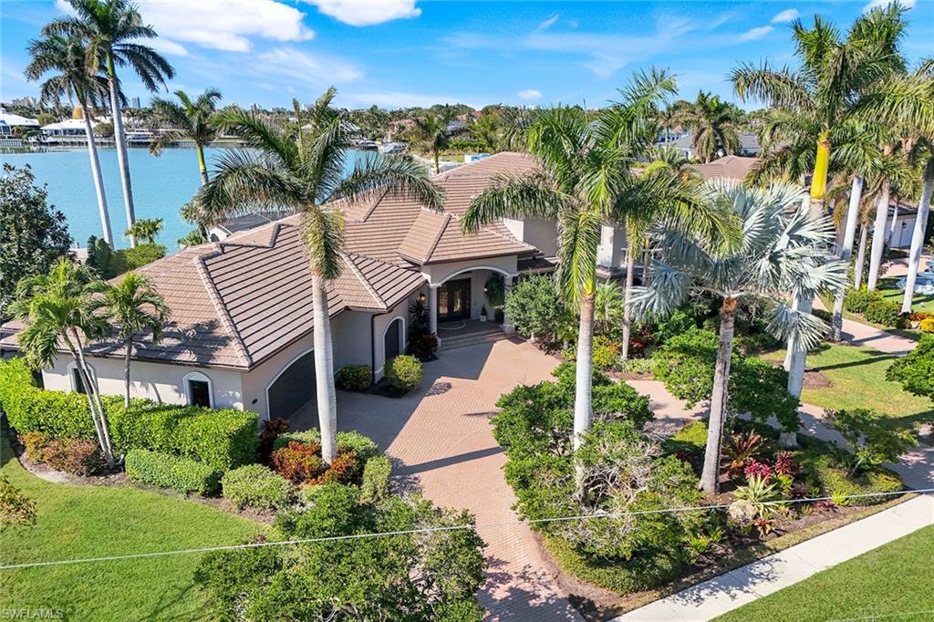 Details for 864 Inlet Dr, MARCO ISLAND, FL 34145