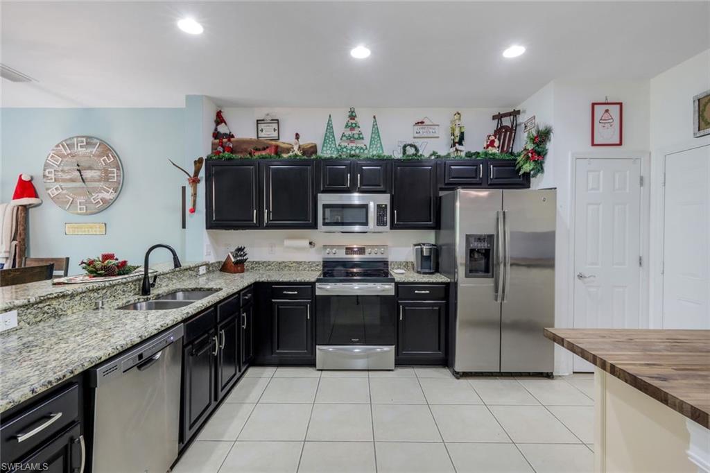 Details for 16166 Caldera Ln 36, NAPLES, FL 34110