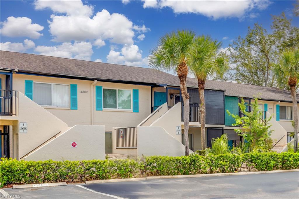 Details for 4200 Looking Glass Ln 4206, NAPLES, FL 34112