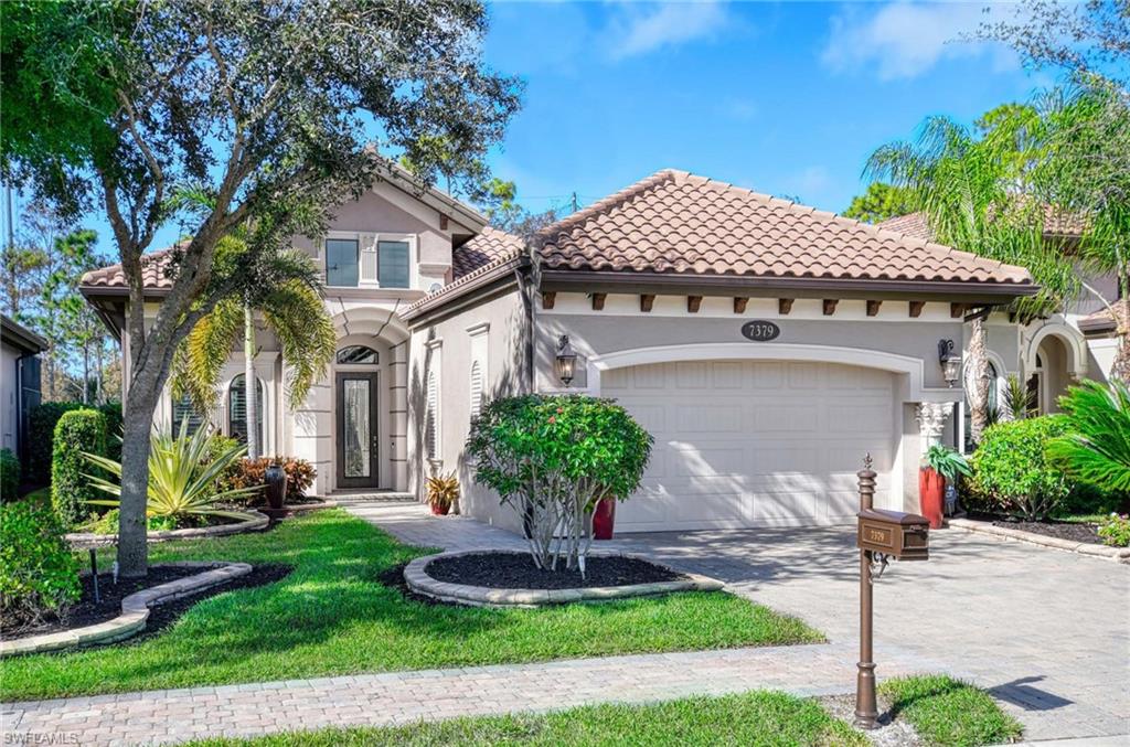 Details for 7379 Lantana Cir, NAPLES, FL 34119