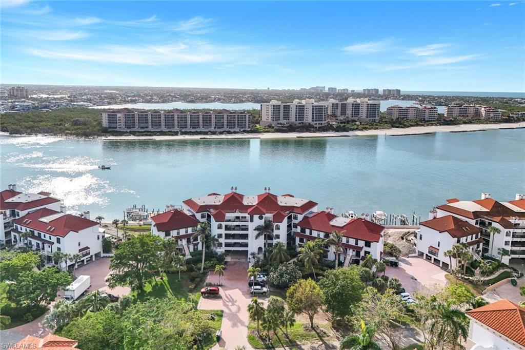 Details for 402 La Peninsula Blvd 402, NAPLES, FL 34113