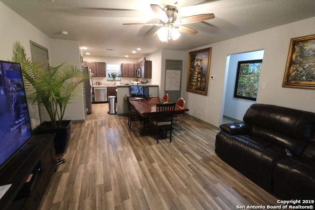 Listing photo id 10 for 16020 Us Highway 87