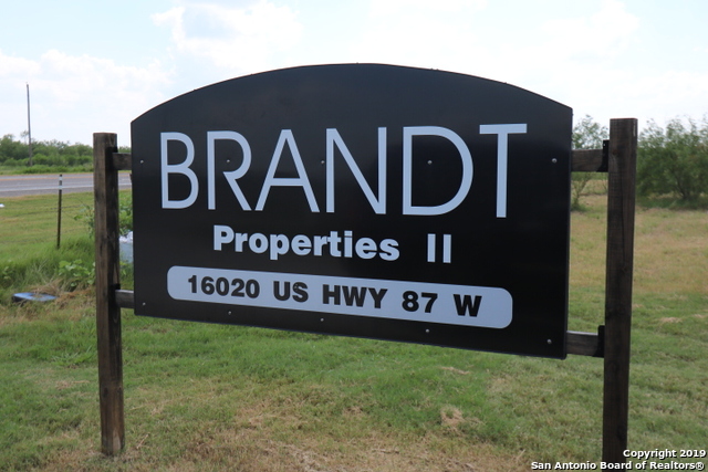 Listing photo id 23 for 16020 Us Highway 87