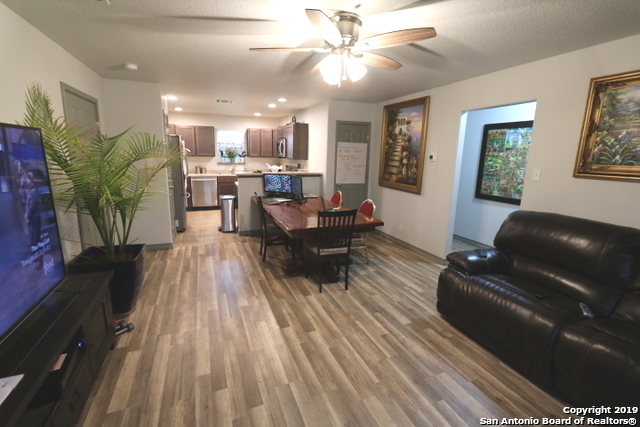 Listing photo id 8 for 16020 Us Highway 87 West