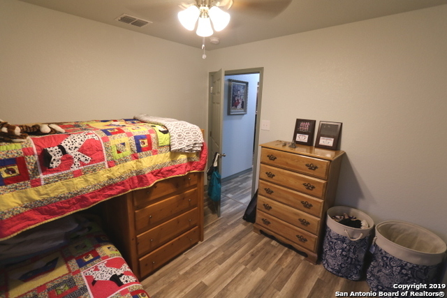 Listing photo id 14 for 16020 Us Highway 87 West